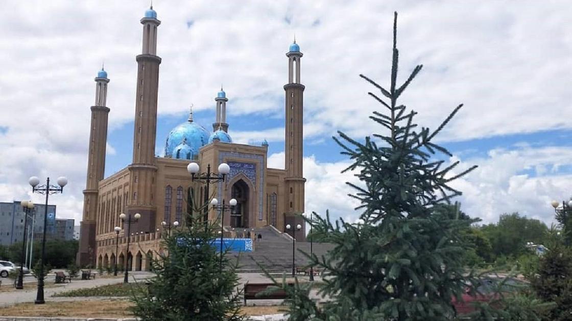 Панорама Усть-Каменогорска Панорама Усть-Каменогорска