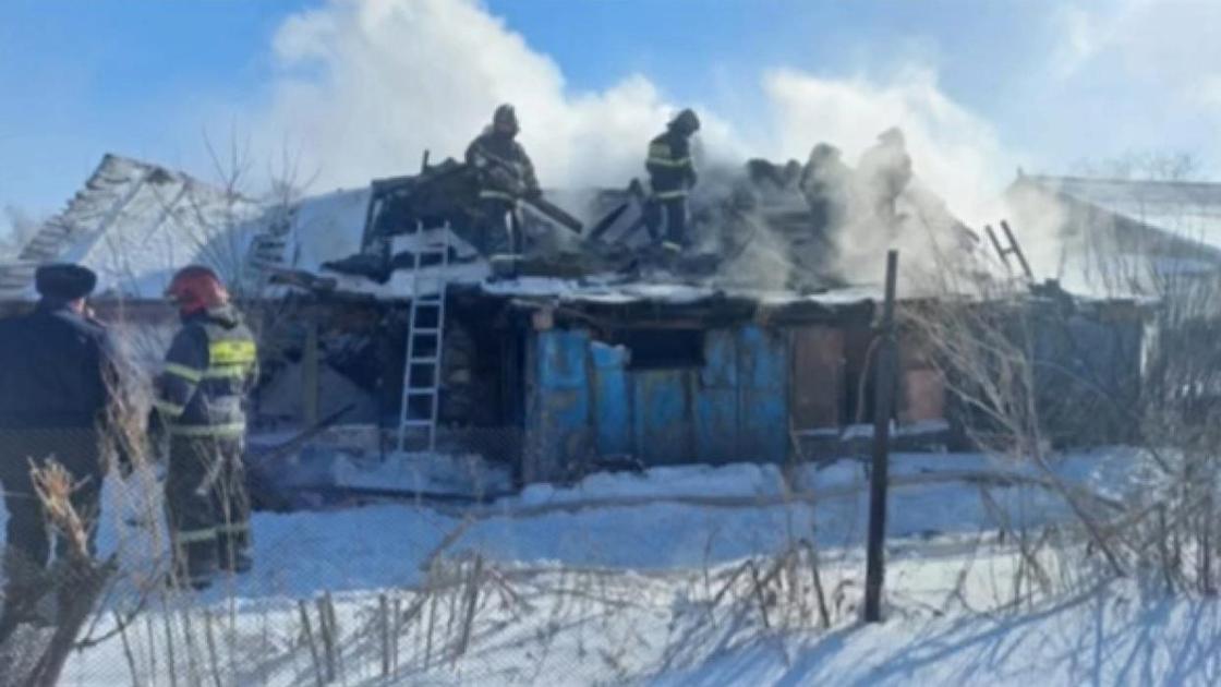 Пожар в частном доме в Павлодаре