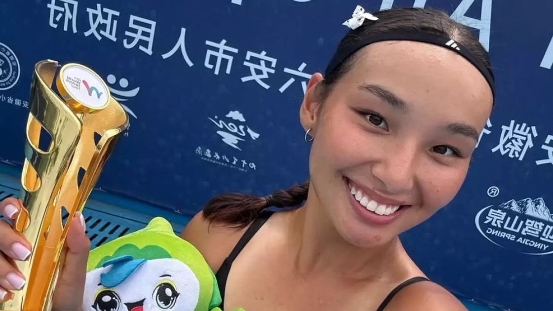 Казахстанская теннисистка Аружан Сагандыкова