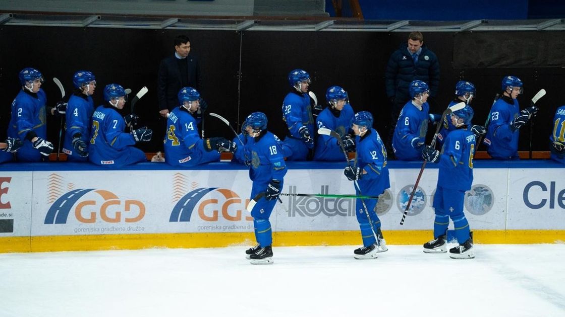 хоккейшілер