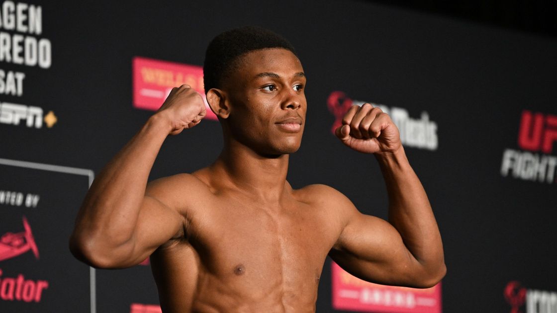 Американский боец ММА Кэмерон Смазермен