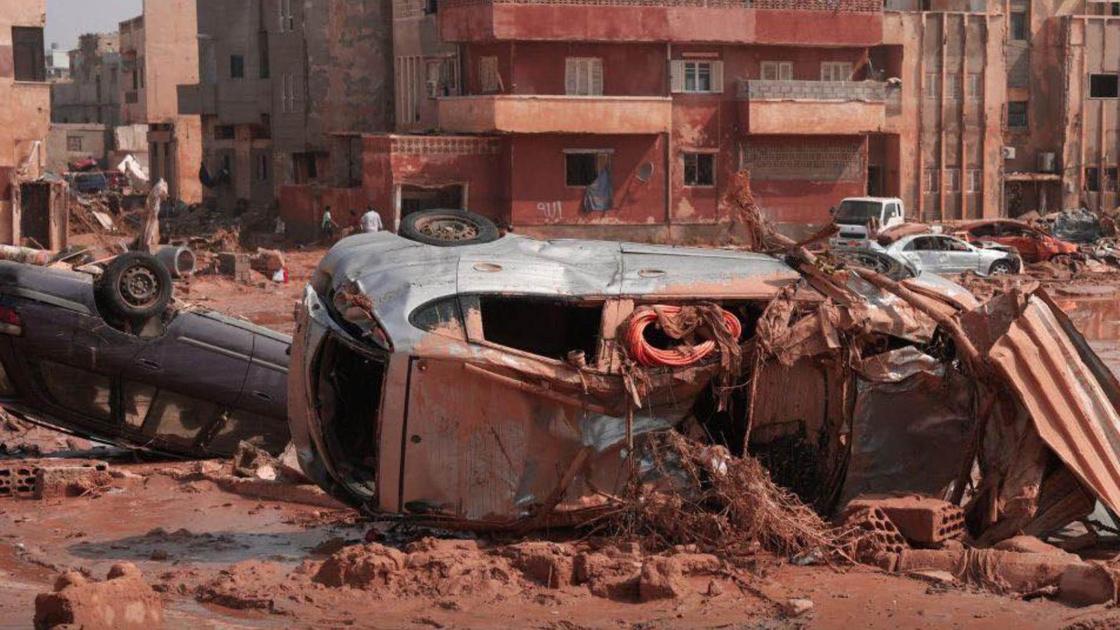 Затопленные улицы в Ливии
