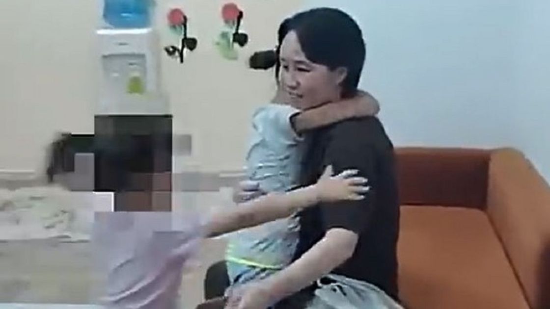 Акбаян Мукангалиева и дети