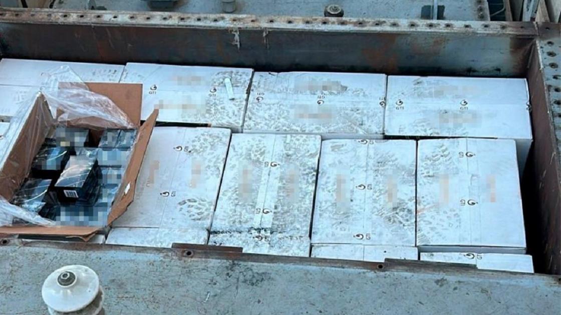 Сигареты в грузовике