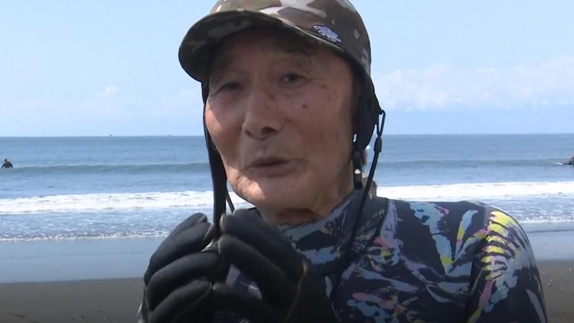 Сэйити Сано — старейший серфер в мире