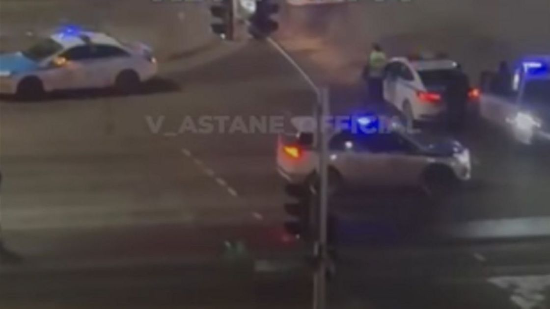 Полицейские на месте пожара