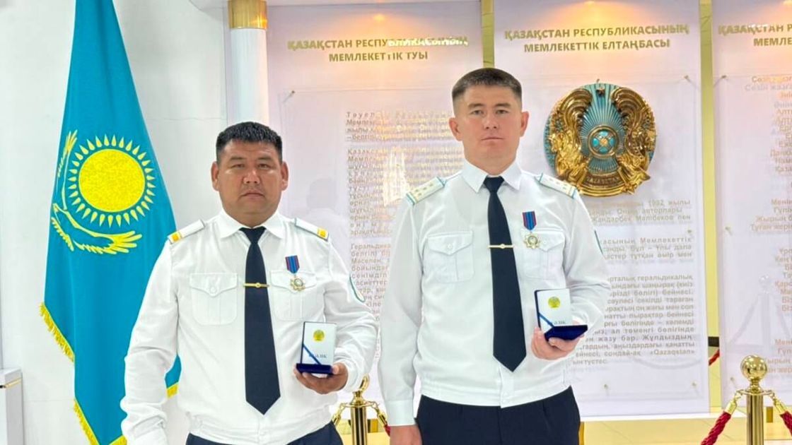 Полицейские