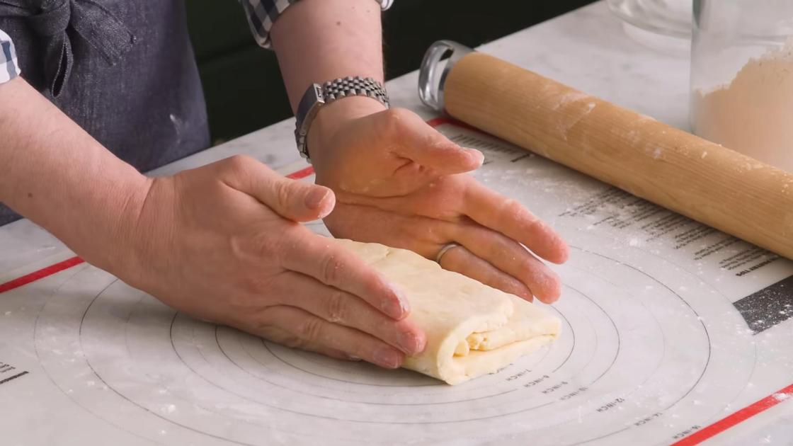 5 рецептов, как приготовить домашнее слоеное тесто