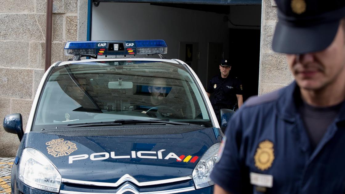 Полиция испании