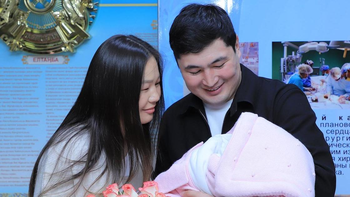 Сора Рахмонова мен Нұрсұлтан Орынбасаров
