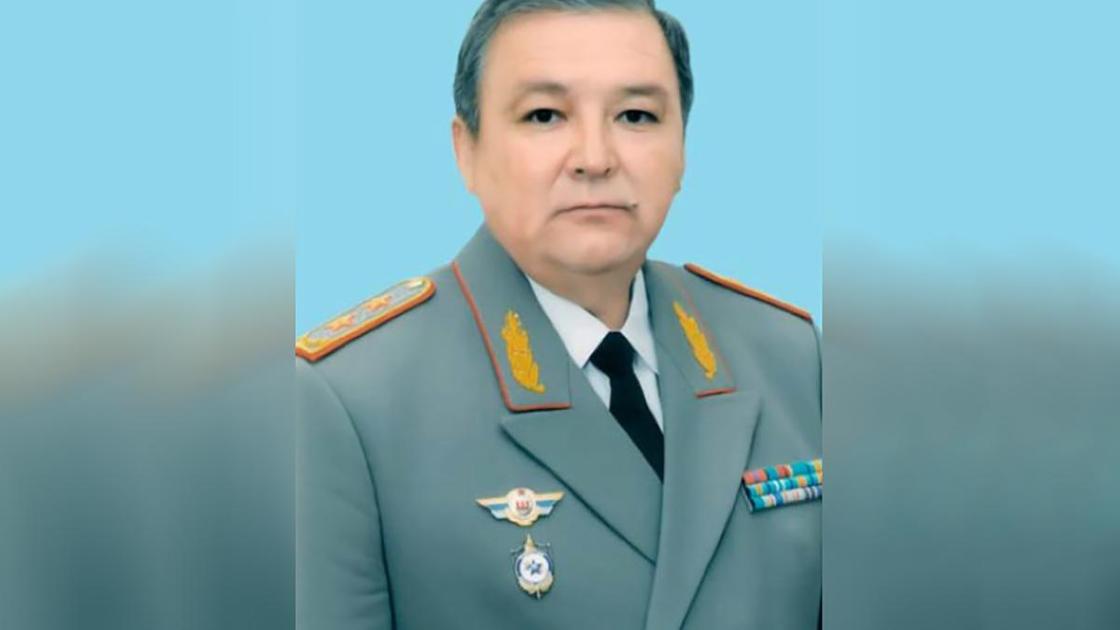 Генерал-лейтенант Мухтар Аюбаев