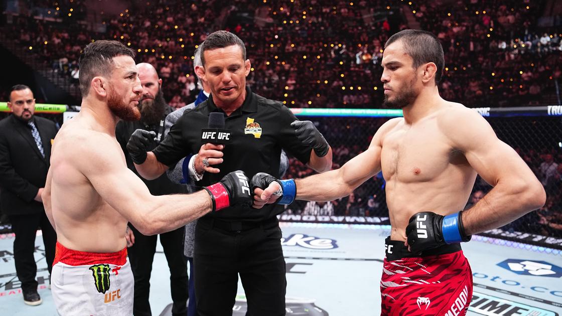 Бойцы ММА Мераб Двалишвили и Умар Нурмагомедов (слева направо)