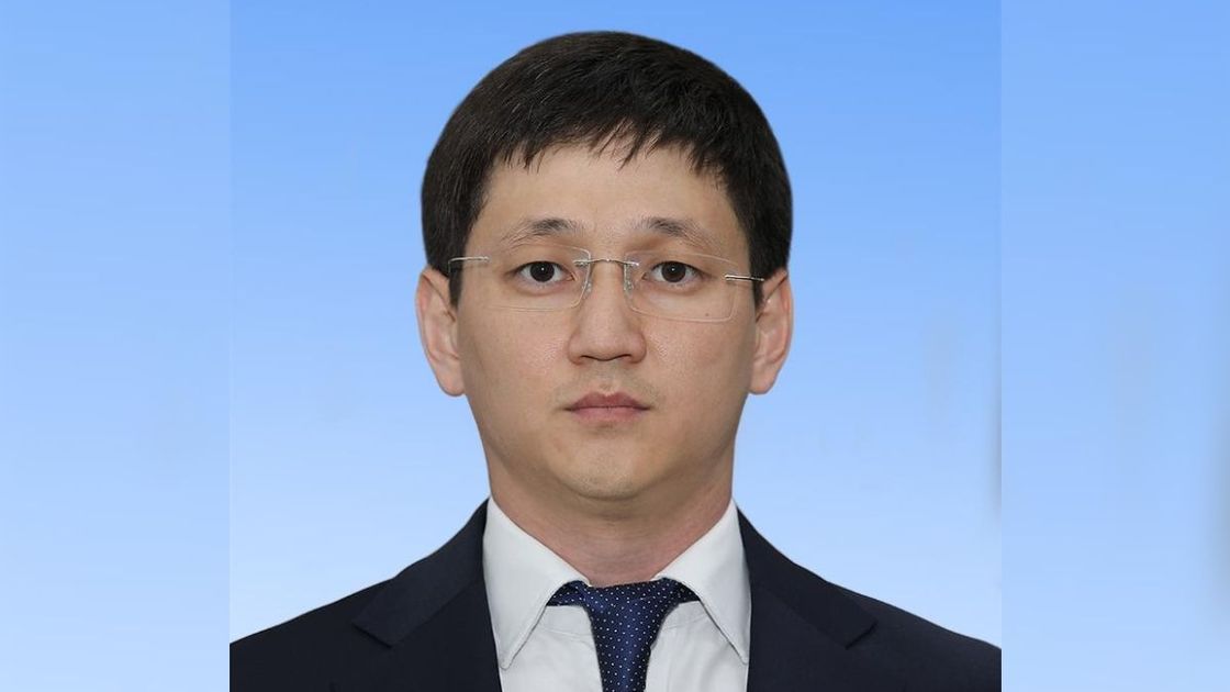Дархан Ахмедиев