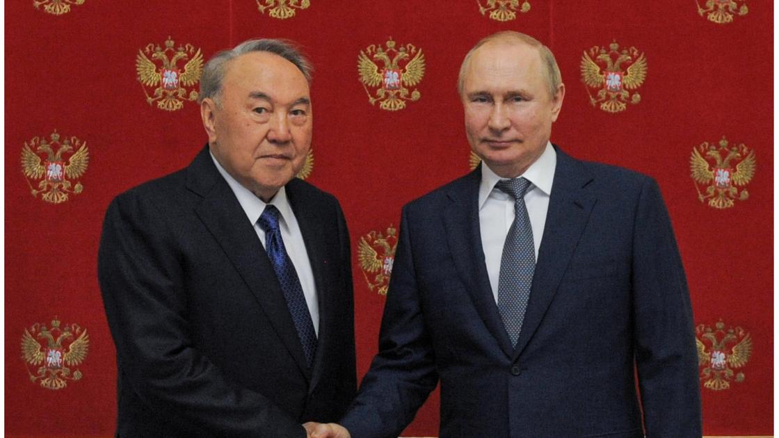 Нұрсұлтан Назарбаев пен Владимир Путиннің 2022 жылғы кездесуі