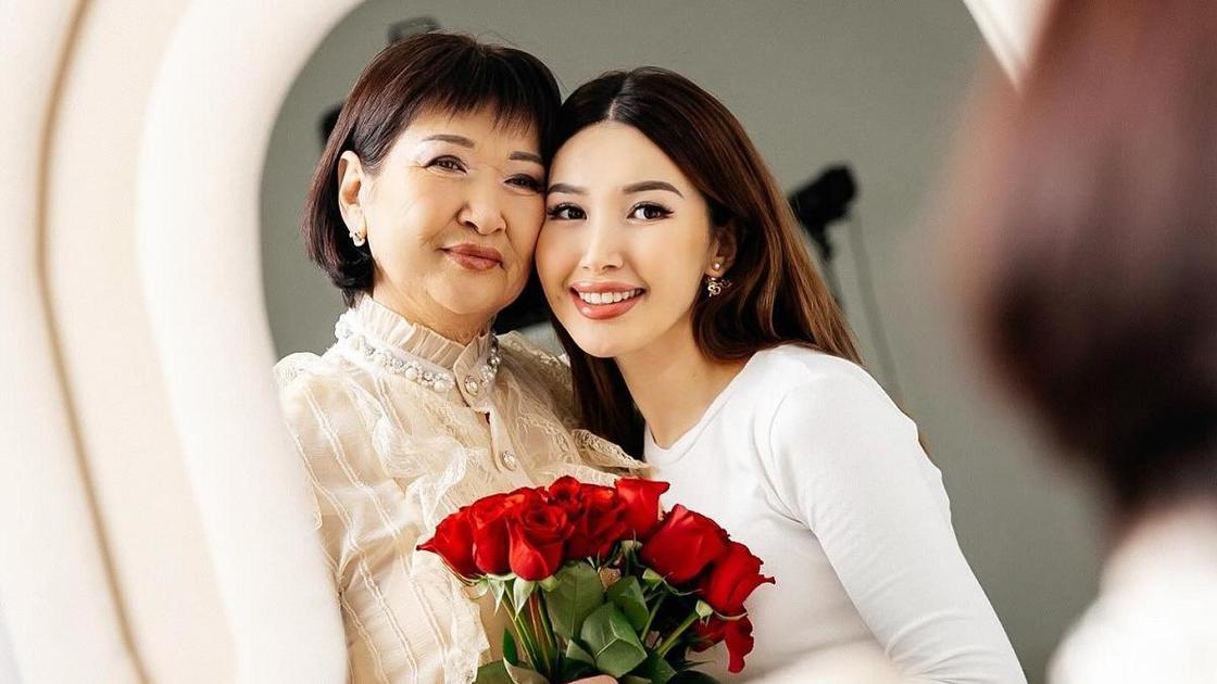 Балжан Бидаш с мамой