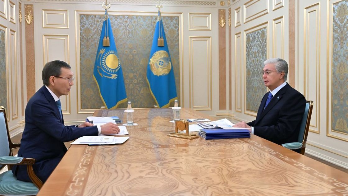 Касым-Жомарт Токаев и Нурлан Абдиров