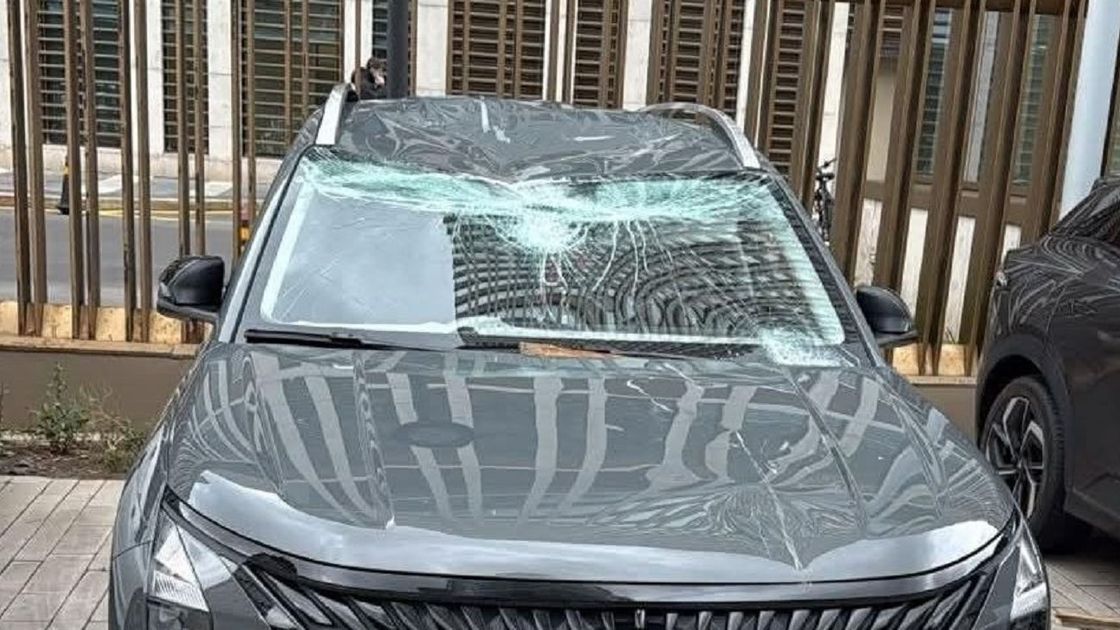Поврежденный автомобиль
