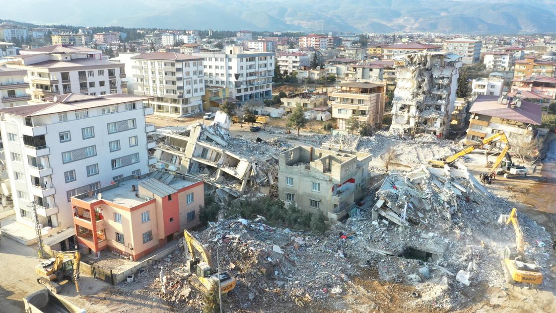Последствия землетрясений в Нурдагы, Турция