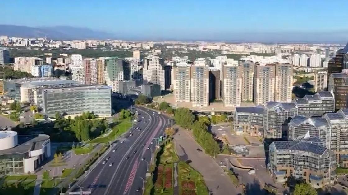 Вид на Алматы