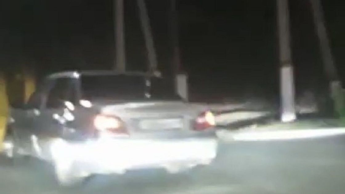 Автомобиль