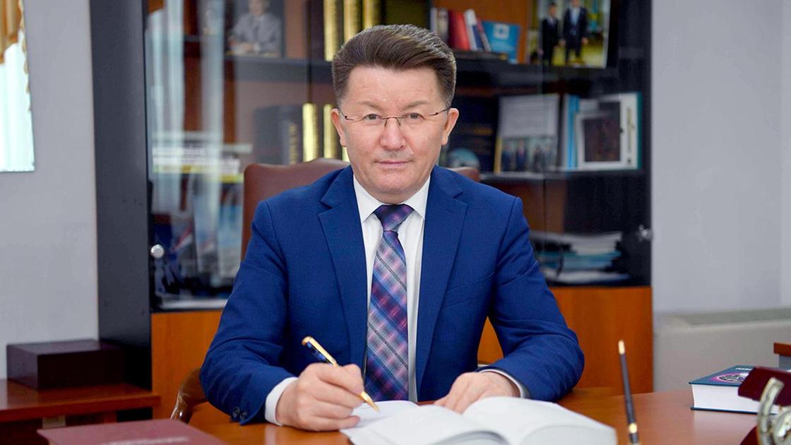 Новый председателя Комитета языковой политики Адилбек Кабаев