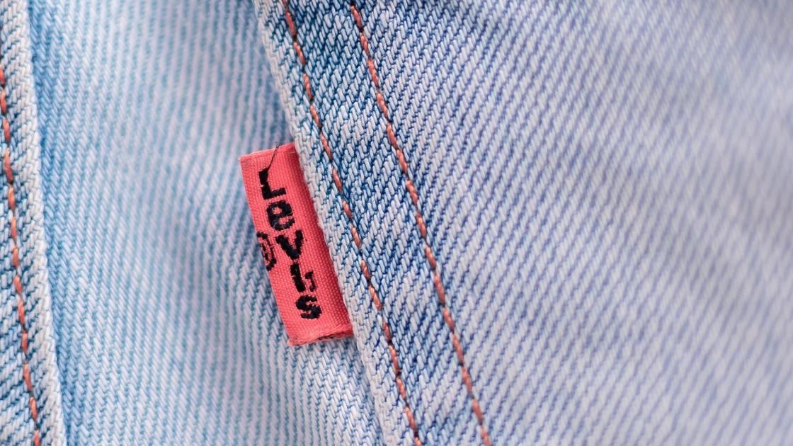 Бирка Levi’s на джинсах