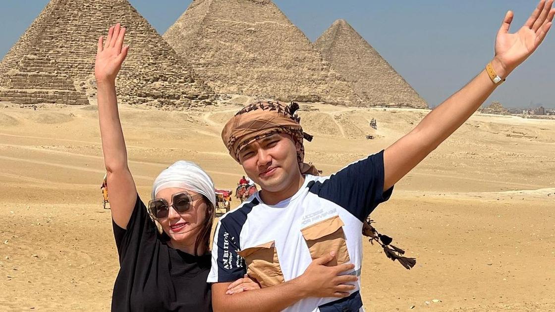 Жазира Байрбекова с сыном Казбеком