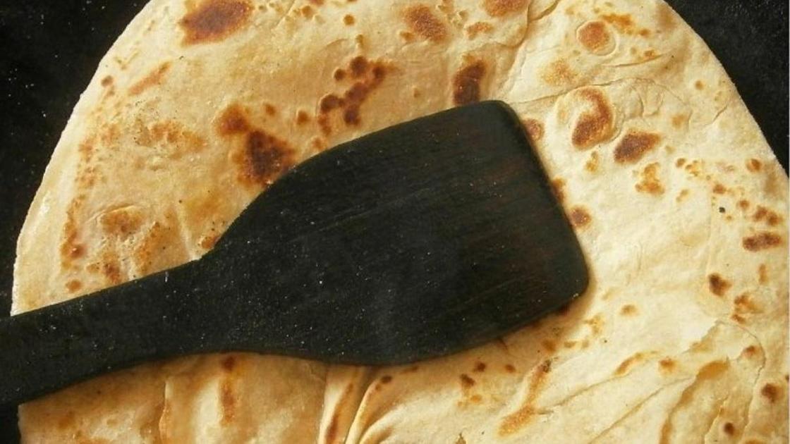 лаваш рецепт приготовления в домашних условиях тонкий без дрожжей духовке. 76bb373db5e6f245. лаваш рецепт приготовления в домашних условиях тонкий без дрожжей духовке фото. лаваш рецепт приготовления в домашних условиях тонкий без дрожжей духовке-76bb373db5e6f245. картинка лаваш рецепт приготовления в домашних условиях тонкий без дрожжей духовке. картинка 76bb373db5e6f245. Всем привет! Сегодня я представлю вам несколько простых рецептов приготовления лаваша. Это пресный хлеб из пшеничной муки в виде тонкой или толстой лепешки, имеет распространенное применение у народов Кавказа и многих азиатских стран.