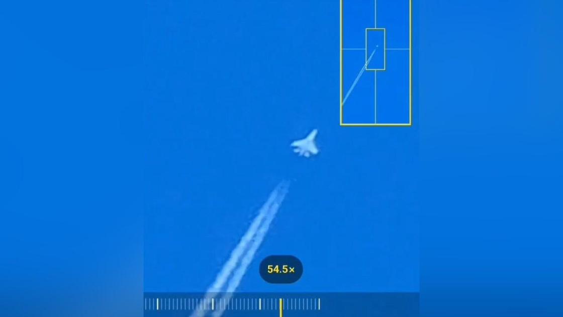 Военный самолет РФ заметили над ЗКО