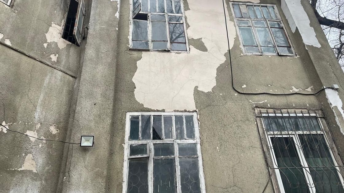 Аварийное здание