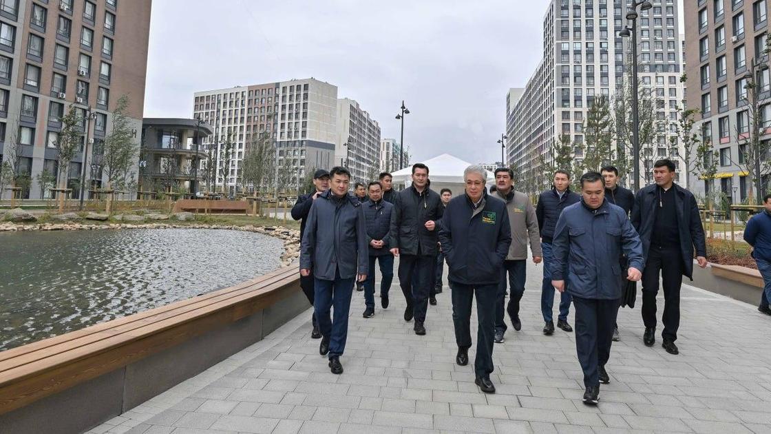 Касым-Жомарт Токаев осмотрел бульвар Greenline