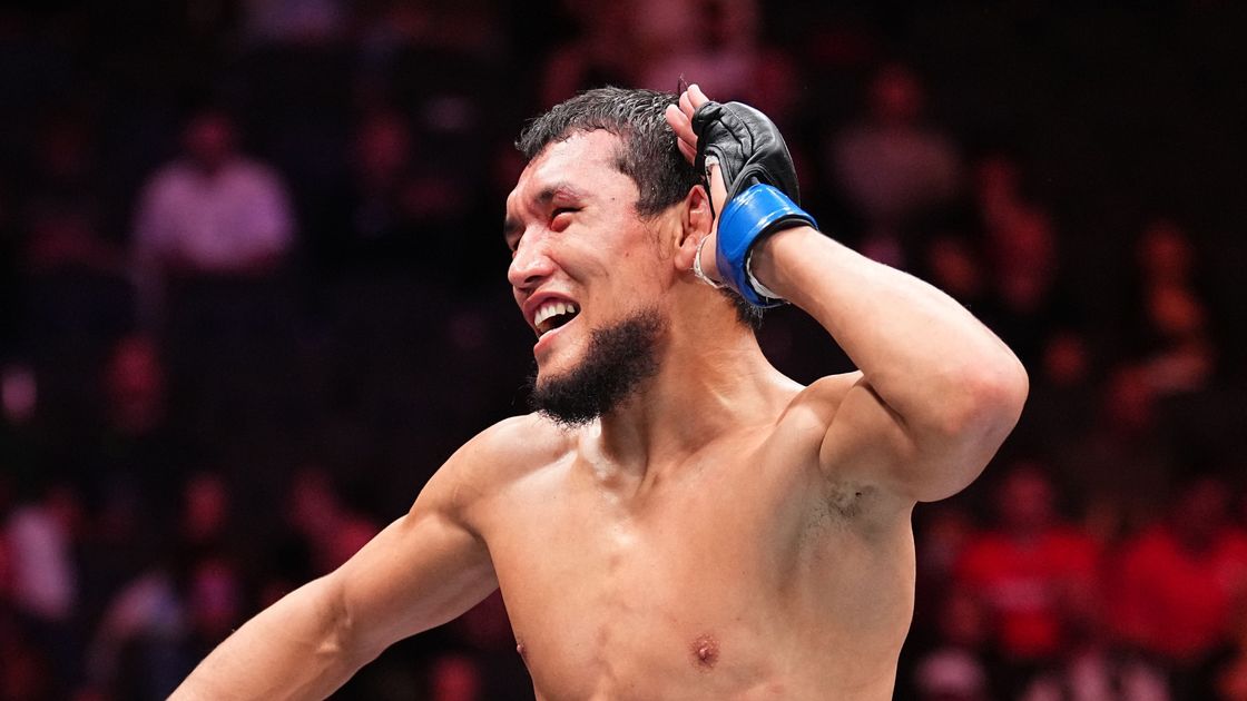 Казахстанский боец ММА Алиби Идрис