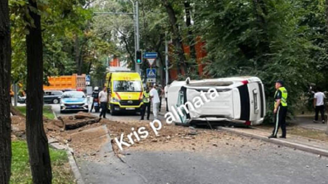 газ взорвался, авто перевернулось