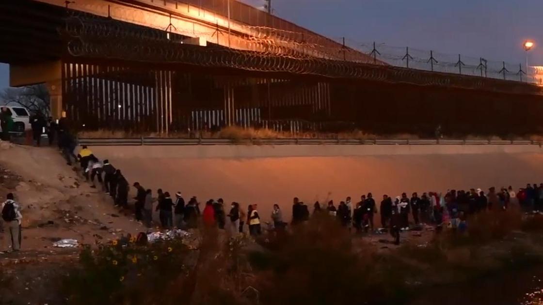 Мигранты на границе США и Мексики