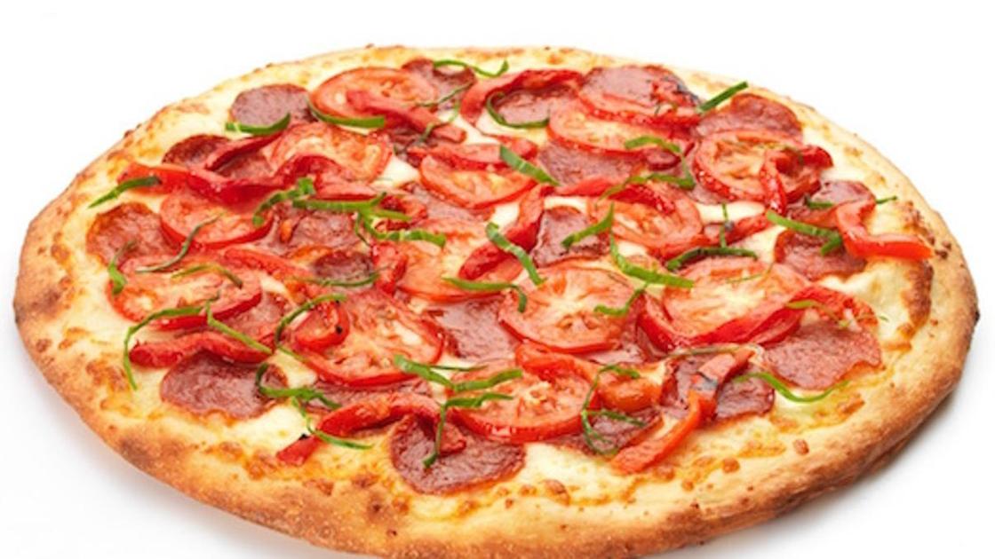 Домашняя пицца пепперони