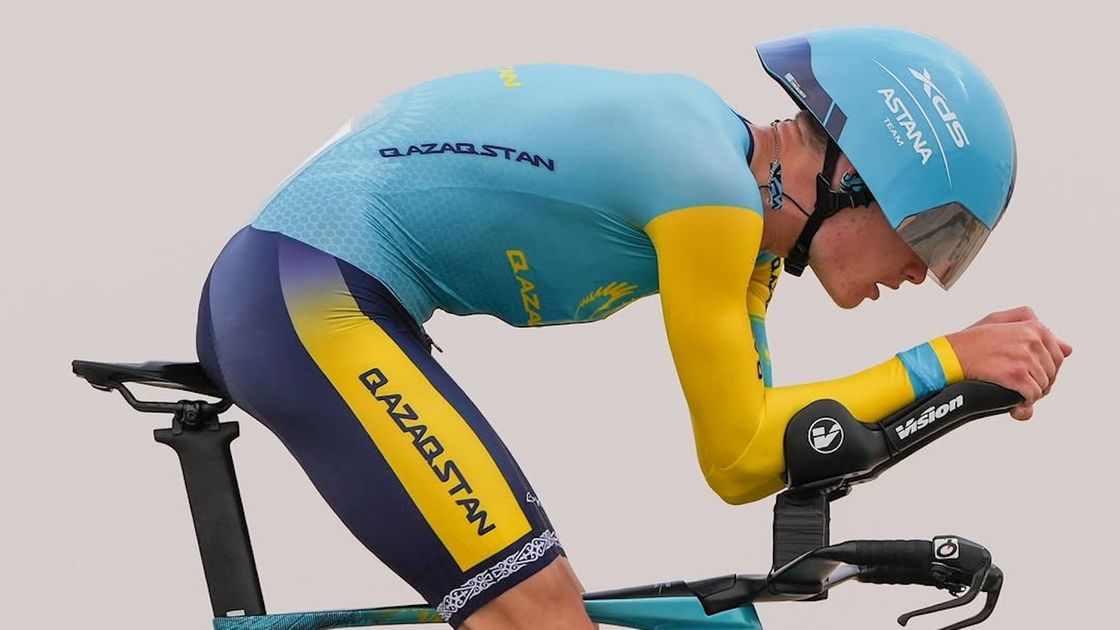 Казахстанский велогонщик Евгений Федоров