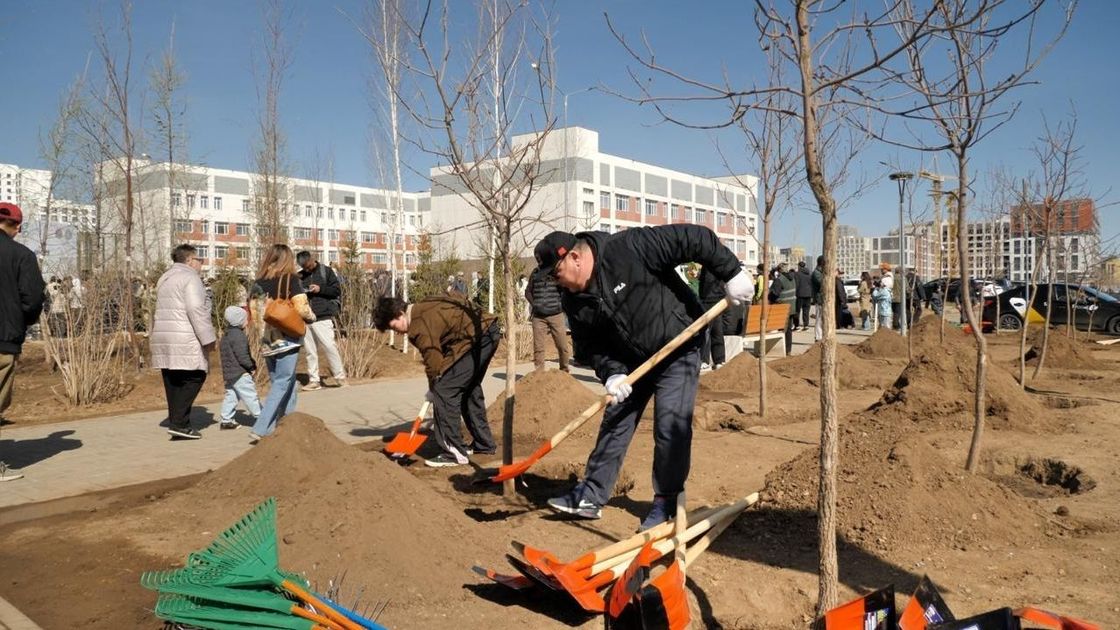 Участники субботника