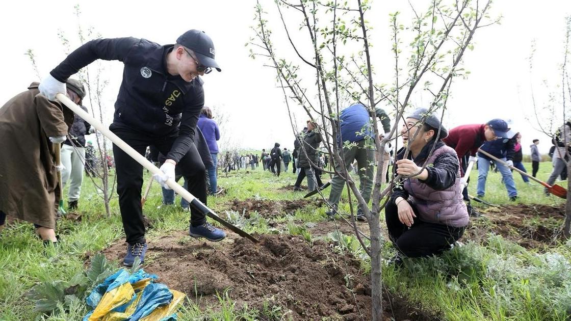 Субботник в Алматы
