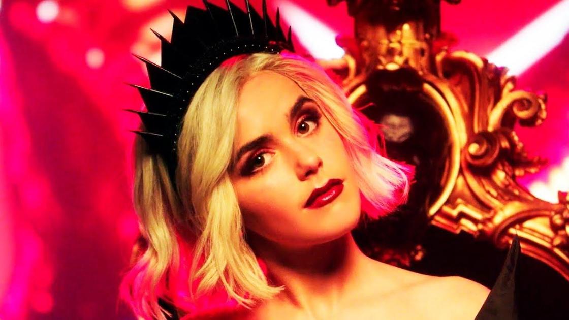 кадр из сериала «Леденящие душу приключения Сабрины» кадр из сериала «Леденящие душу приключения Сабрины»