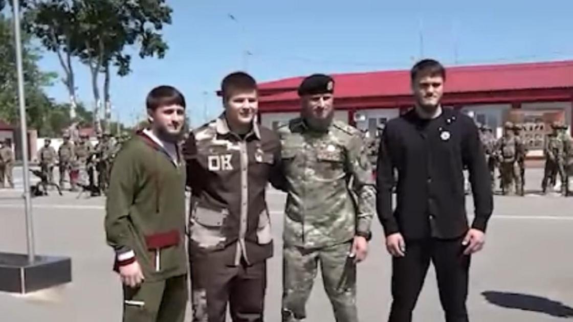 Адам Кадыров во время награждения