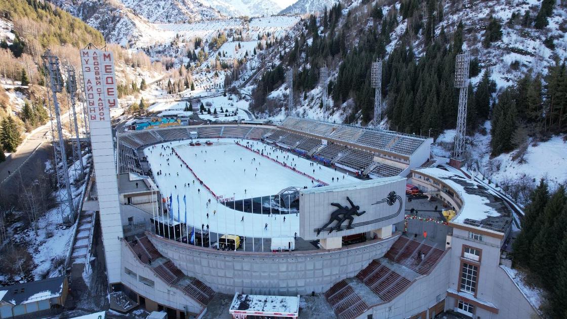 Каток "Медеу"