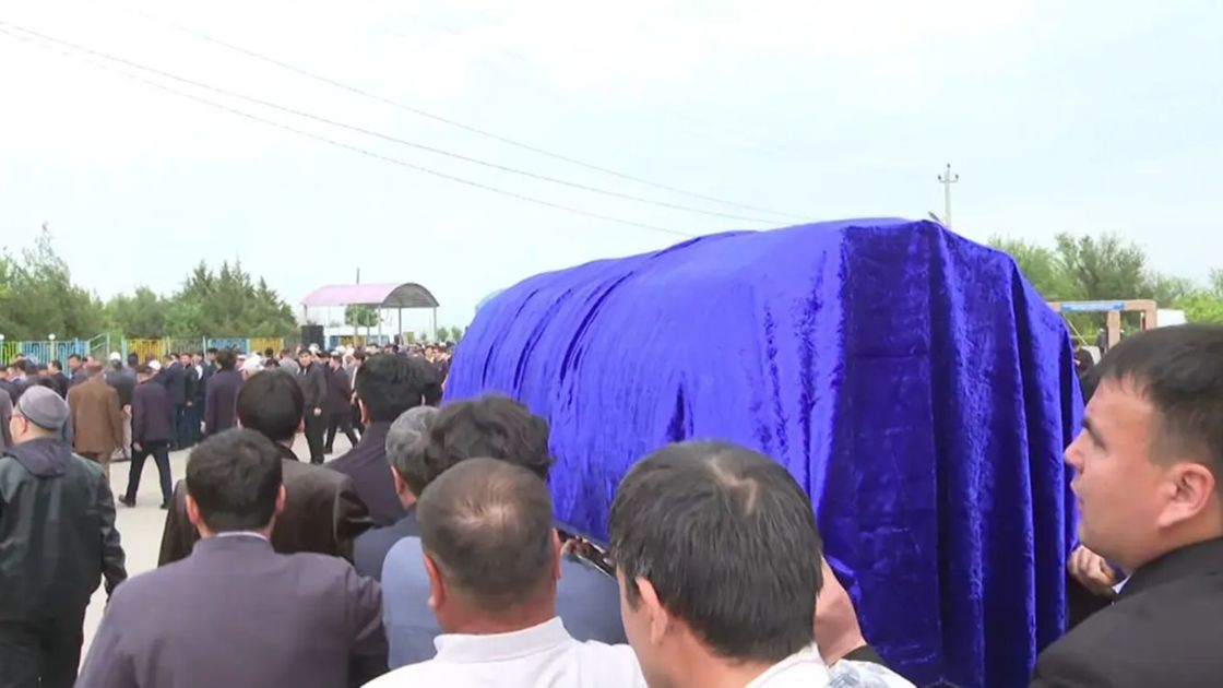 Мұхтар Шахановты Түркістан жұрты ақтық сапарға шығарып салды