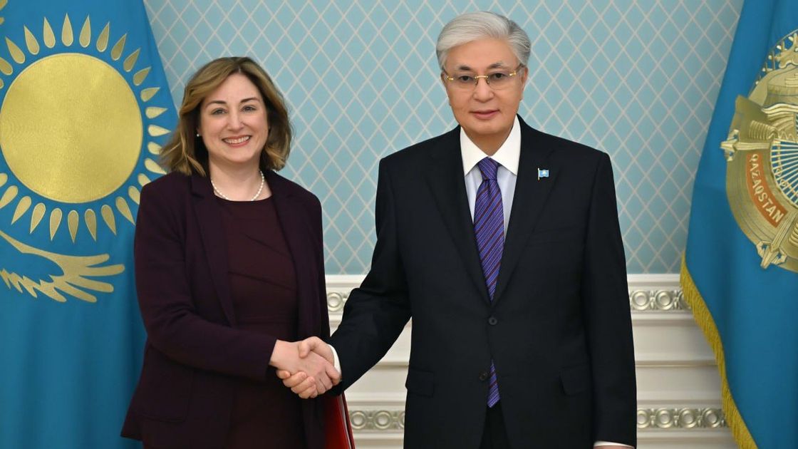 Касым-Жомарт Токаев и Джули Стаффт