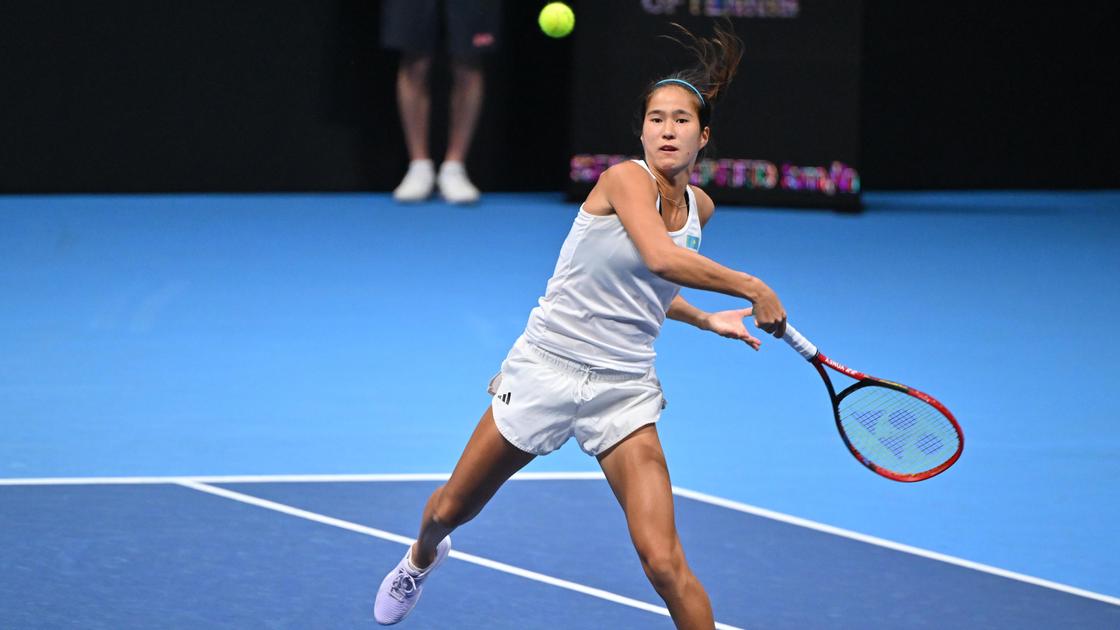 Казахстанская теннисистка Жибек Куламбаева