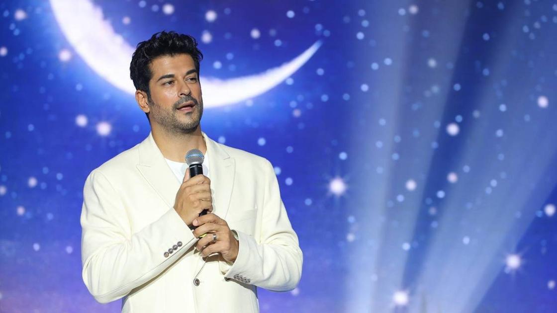 Мастурбация жасайтын қыздар жасырын камера войер