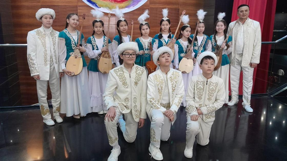 участники детского конкурса «Шаттық-2023»
