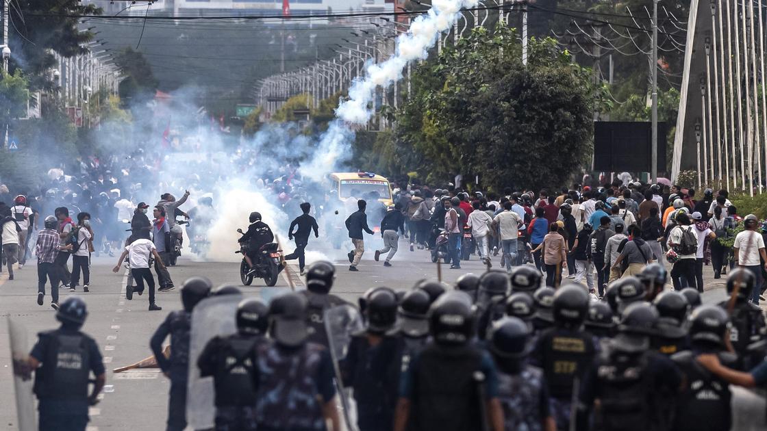 Протесты в Непале