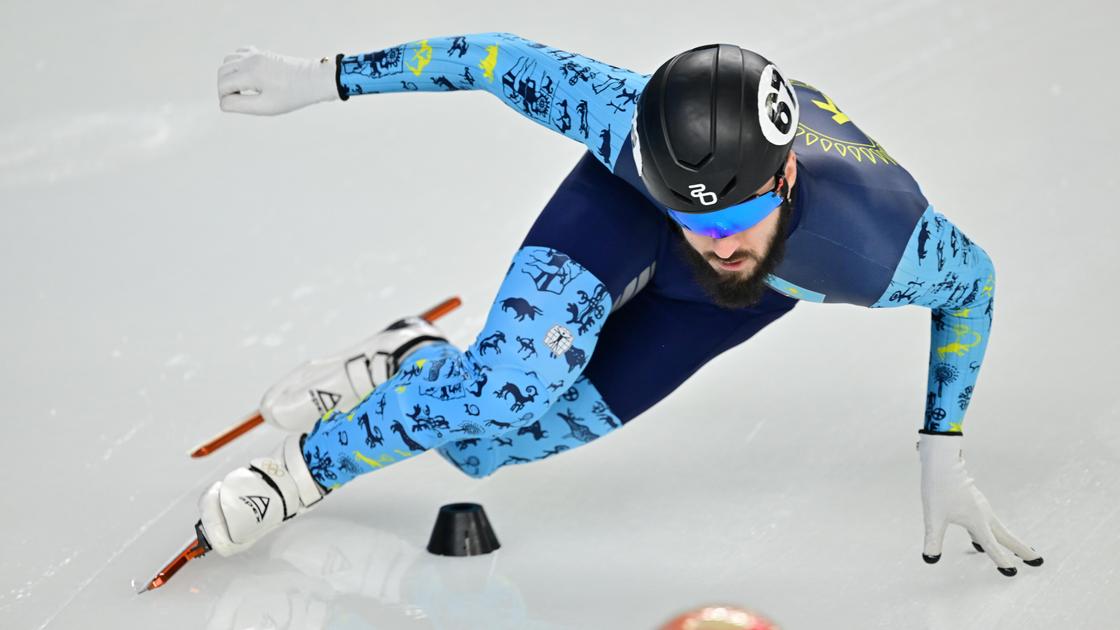 Казахстанский шорт-трекист Денис Никиша