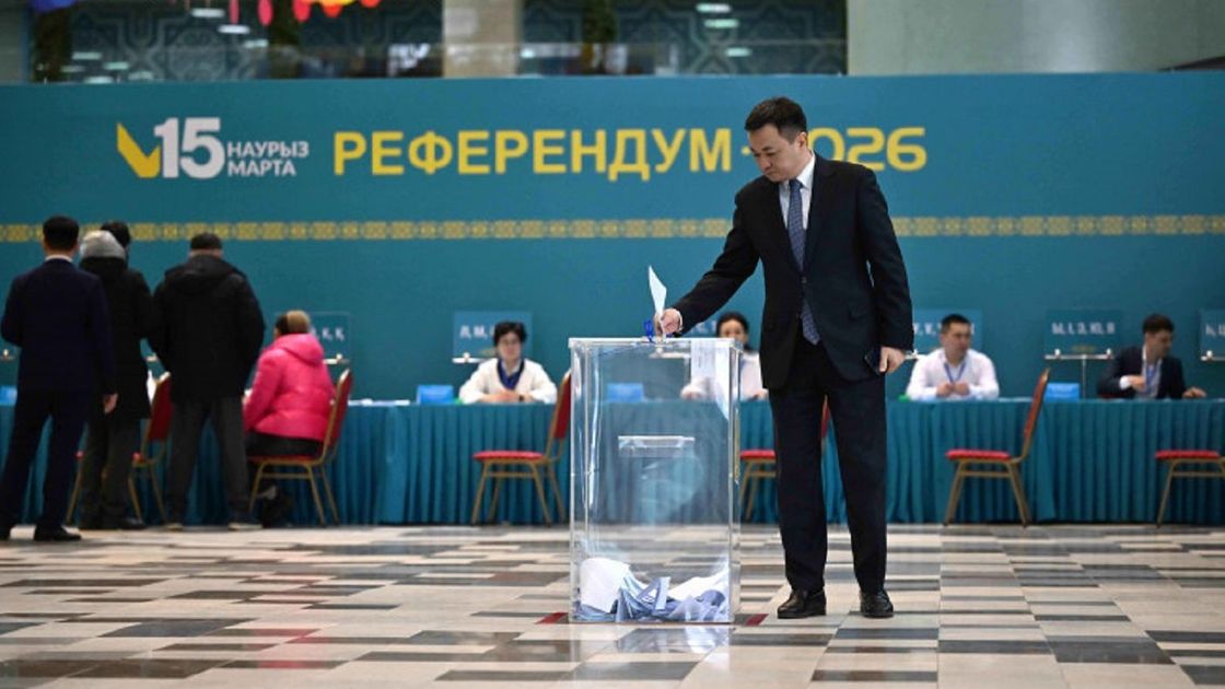 Айбек Дадебай