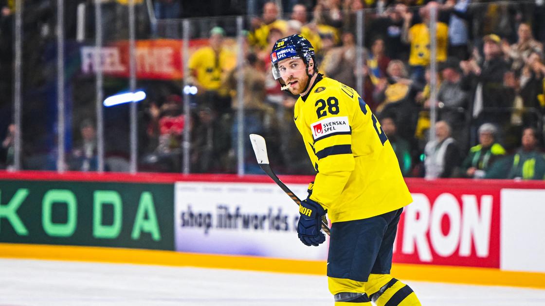 Шведский хоккеист Элиас Линдхольм
